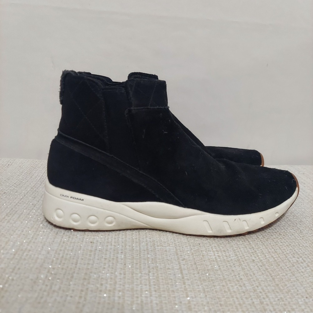 Reebok Women's Ers Deluxe Chelsea Running‎ Shoe 7.5 Black BD2242